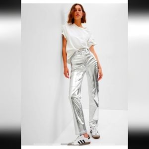 NWT GAP 25 petite High Rise Faux-Leather Cheeky Straight Silver Jeans Pants
